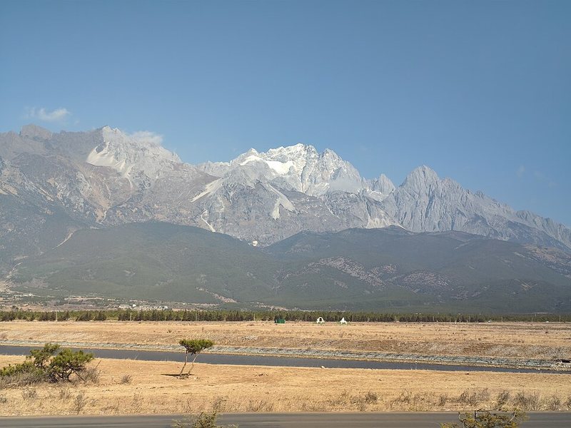 玉龙雪山